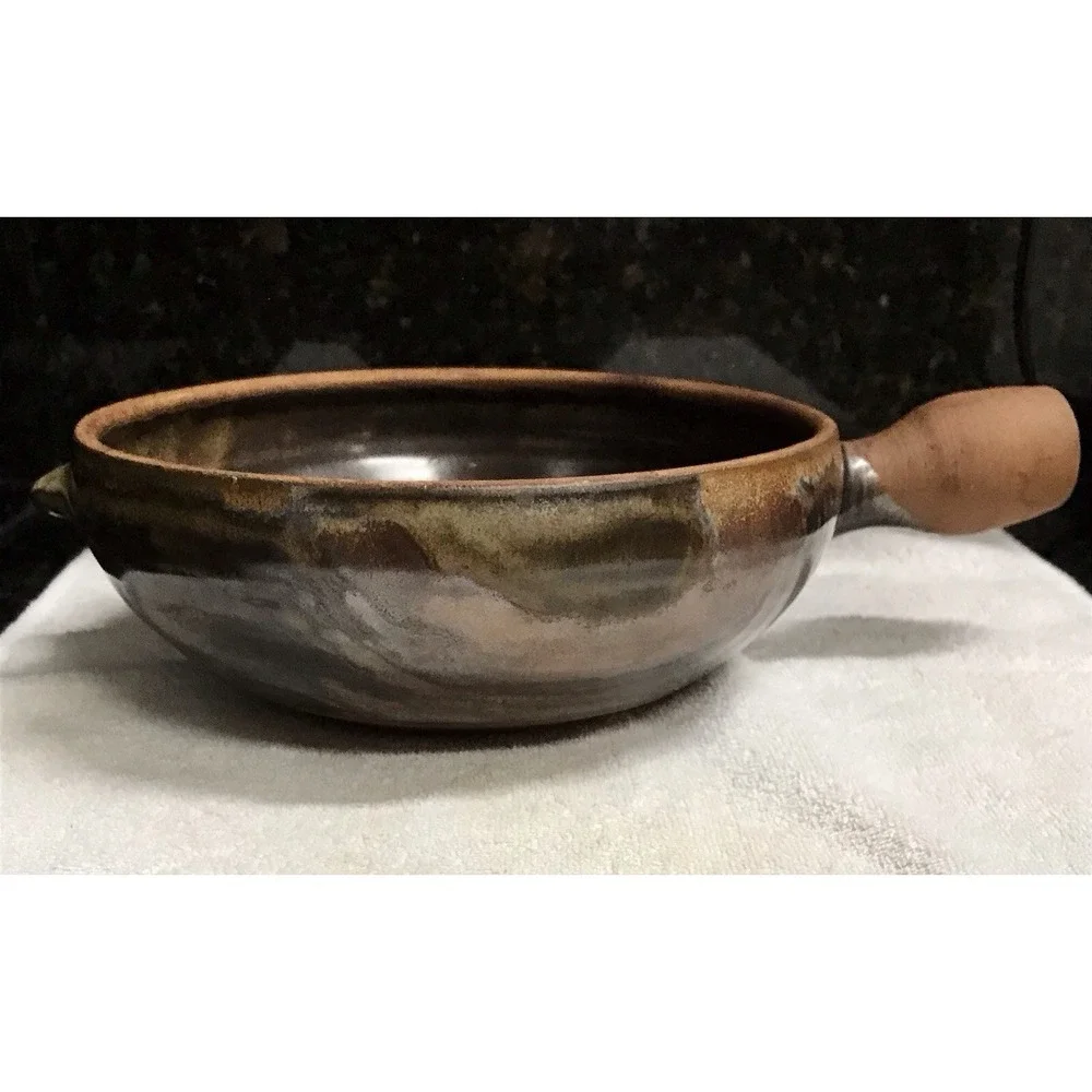 Stoneware Pottery Glazed Pot Bowl‎ with Handle Brown Tan Swirl